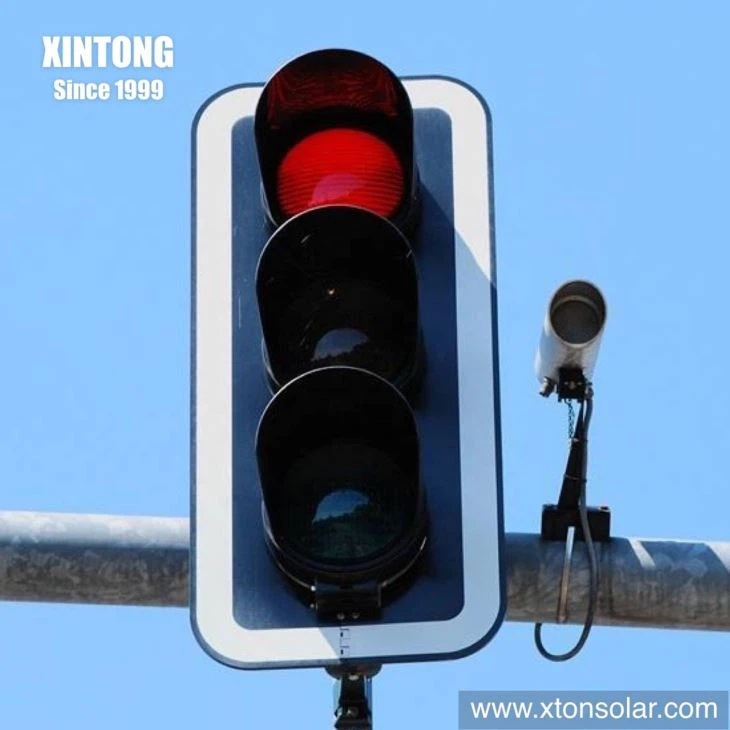 220V Red/Green/Yellow LED Traffic Light 220V Red/Green/Yellow LED Traffic Light